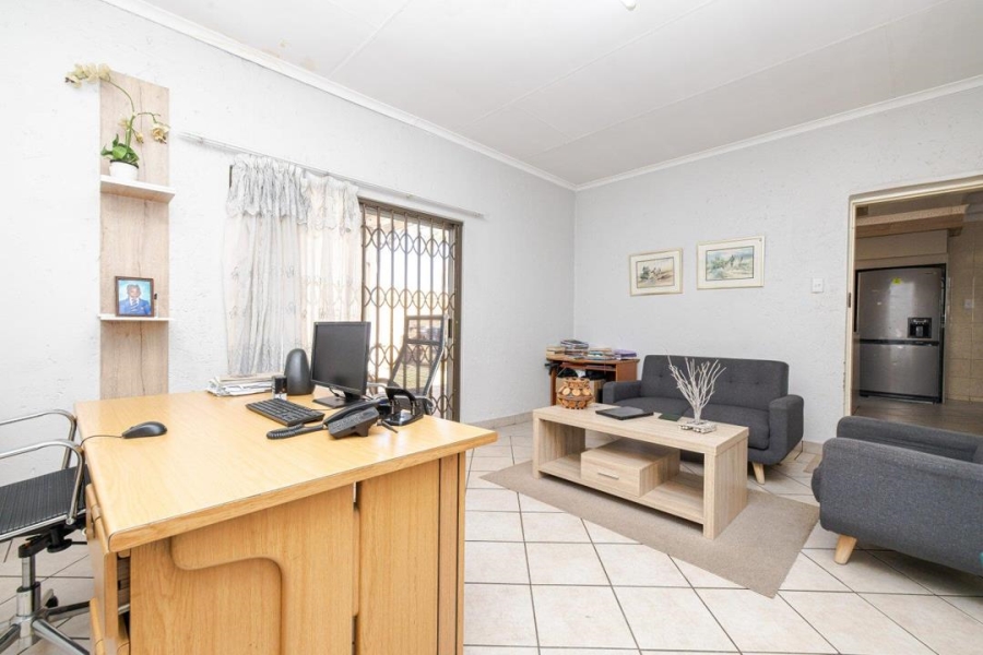 4 Bedroom Property for Sale in Noordwyk Gauteng