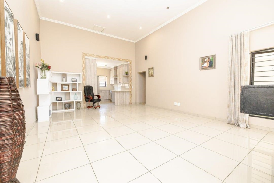 4 Bedroom Property for Sale in Barbeque Downs Gauteng