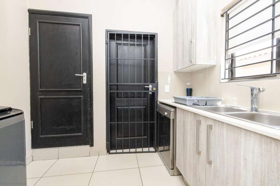 4 Bedroom Property for Sale in Barbeque Downs Gauteng