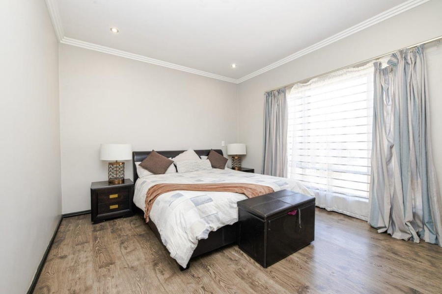 4 Bedroom Property for Sale in Barbeque Downs Gauteng