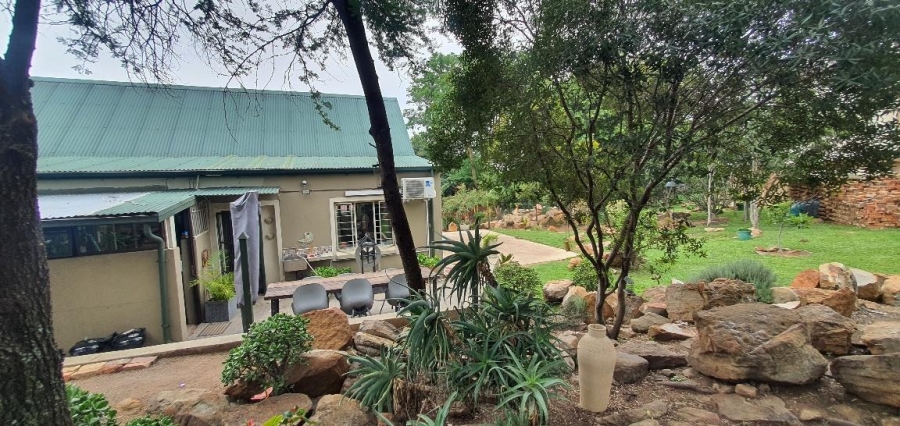 2 Bedroom Property for Sale in Wapadrand Gauteng