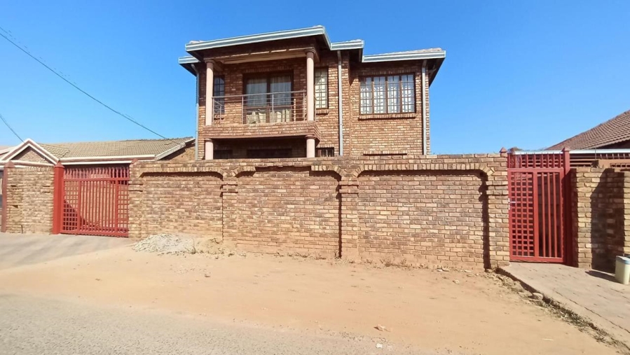 6 Bedroom Property for Sale in Atteridgeville Gauteng