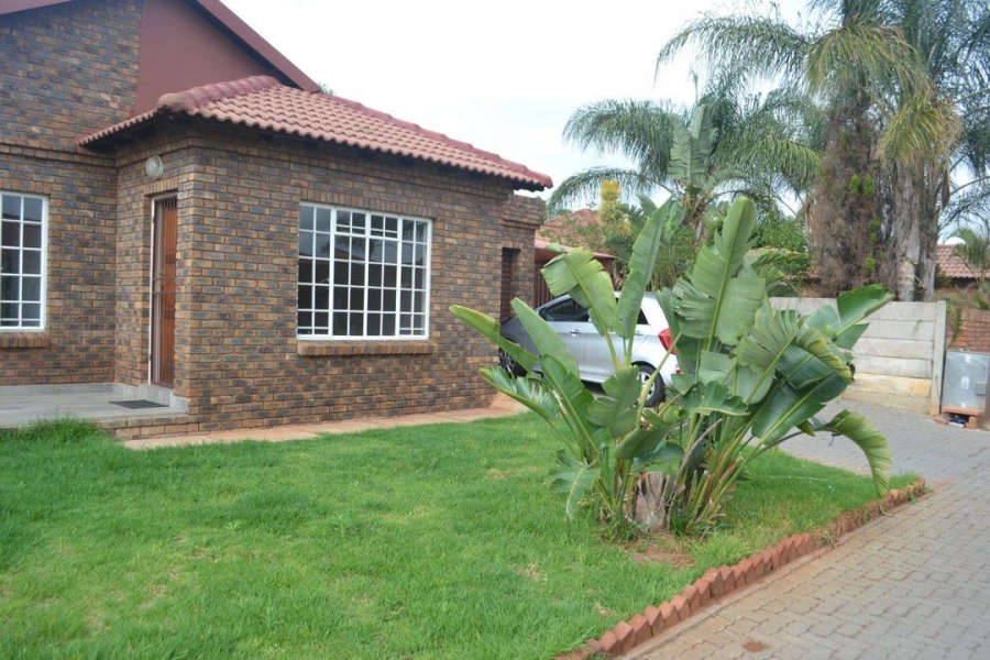 2 Bedroom Property for Sale in Theresa Park Gauteng