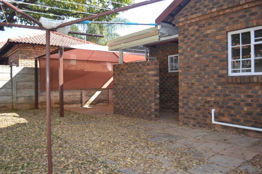 2 Bedroom Property for Sale in Theresa Park Gauteng