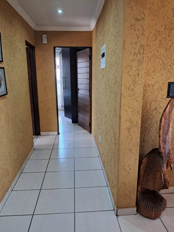 3 Bedroom Property for Sale in Soshanguve Gauteng