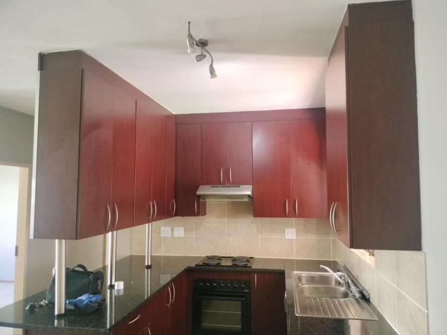 2 Bedroom Property for Sale in Hesteapark Gauteng