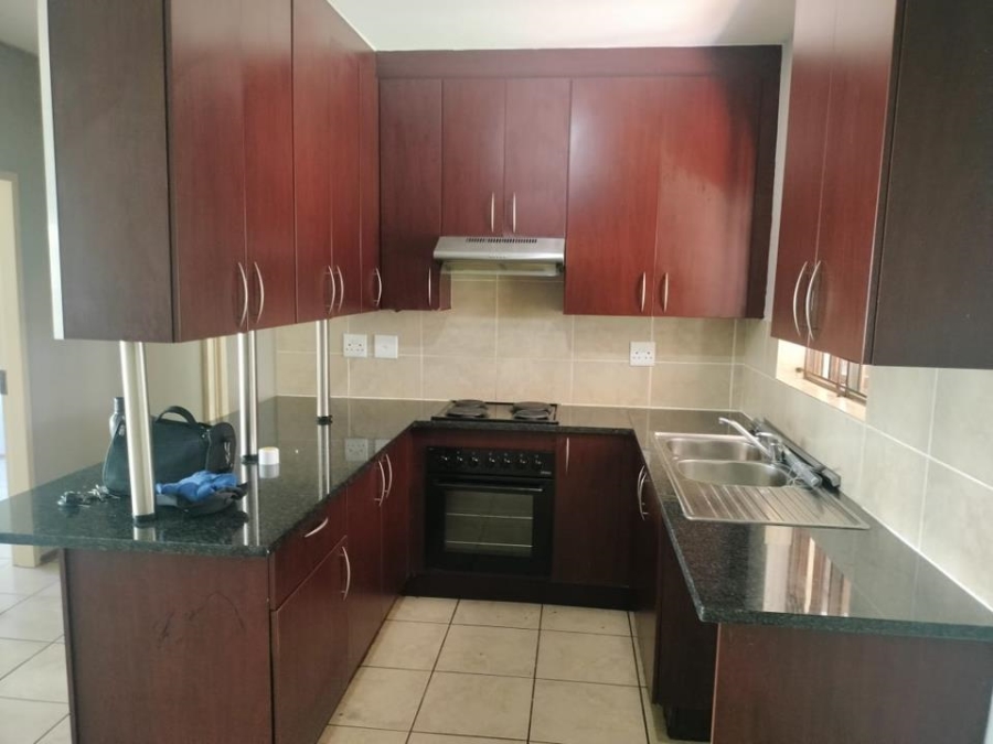 2 Bedroom Property for Sale in Hesteapark Gauteng