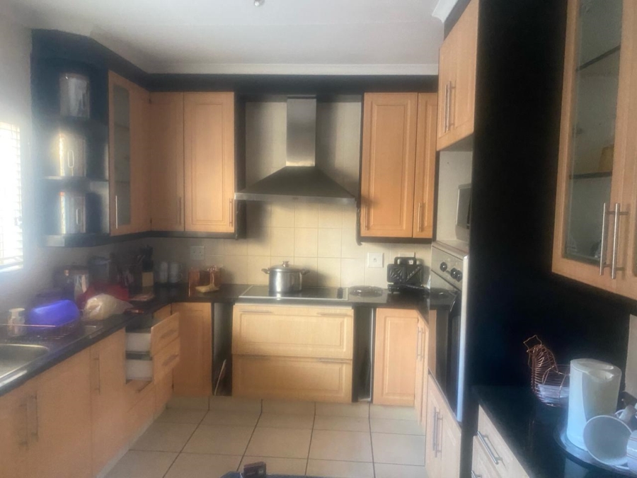 To Let 4 Bedroom Property for Rent in Atteridgeville Gauteng