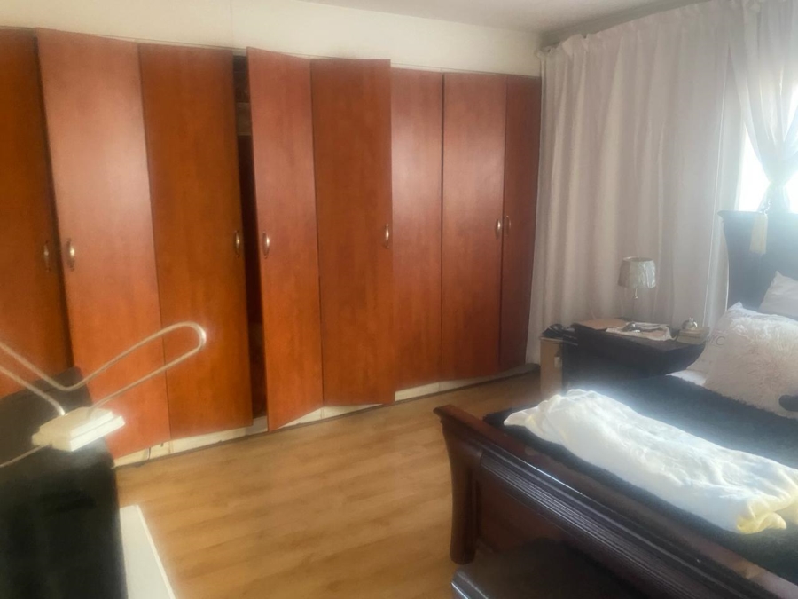 To Let 4 Bedroom Property for Rent in Atteridgeville Gauteng