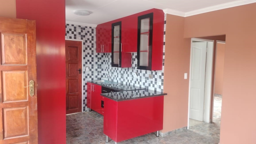 3 Bedroom Property for Sale in Rosslyn Gauteng