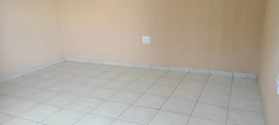 9 Bedroom Property for Sale in Mabopane Gauteng