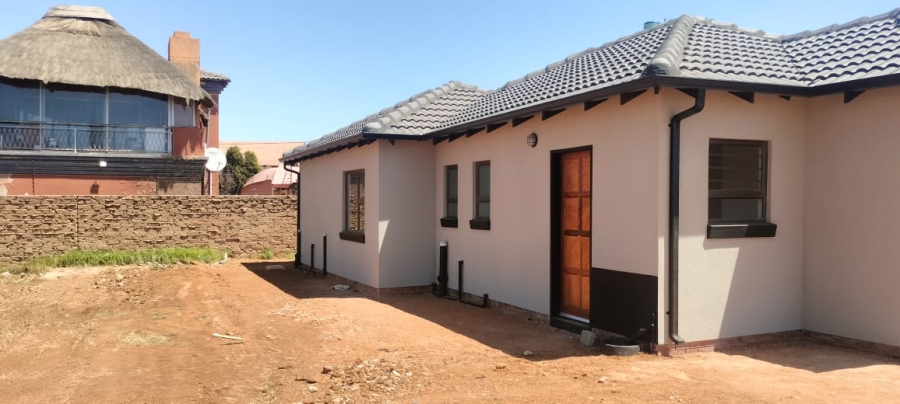 3 Bedroom Property for Sale in Soshanguve UU Gauteng