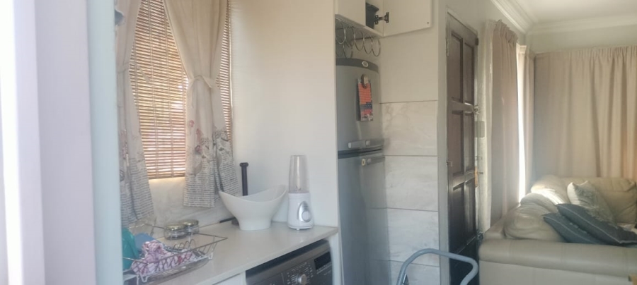 2 Bedroom Property for Sale in Soshanguve VV Gauteng