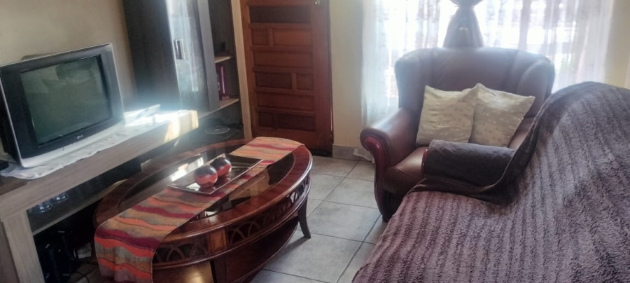 3 Bedroom Property for Sale in Soshanguve DD Gauteng