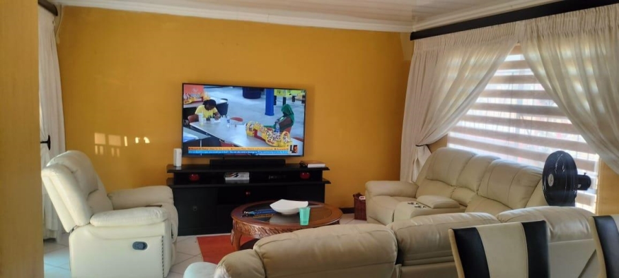 4 Bedroom Property for Sale in Mabopane Gauteng