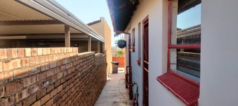 4 Bedroom Property for Sale in Mabopane Gauteng