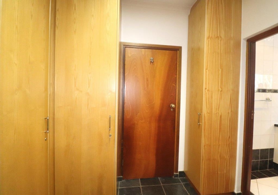 4 Bedroom Property for Sale in Lenasia Ext 5 Gauteng