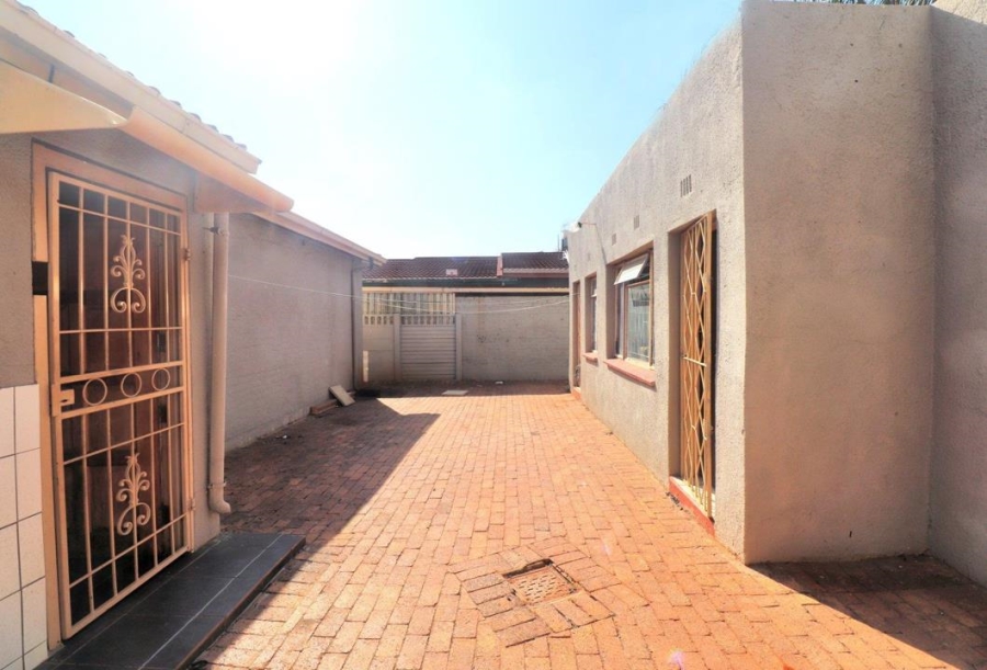 3 Bedroom Property for Sale in Lenasia Ext 5 Gauteng