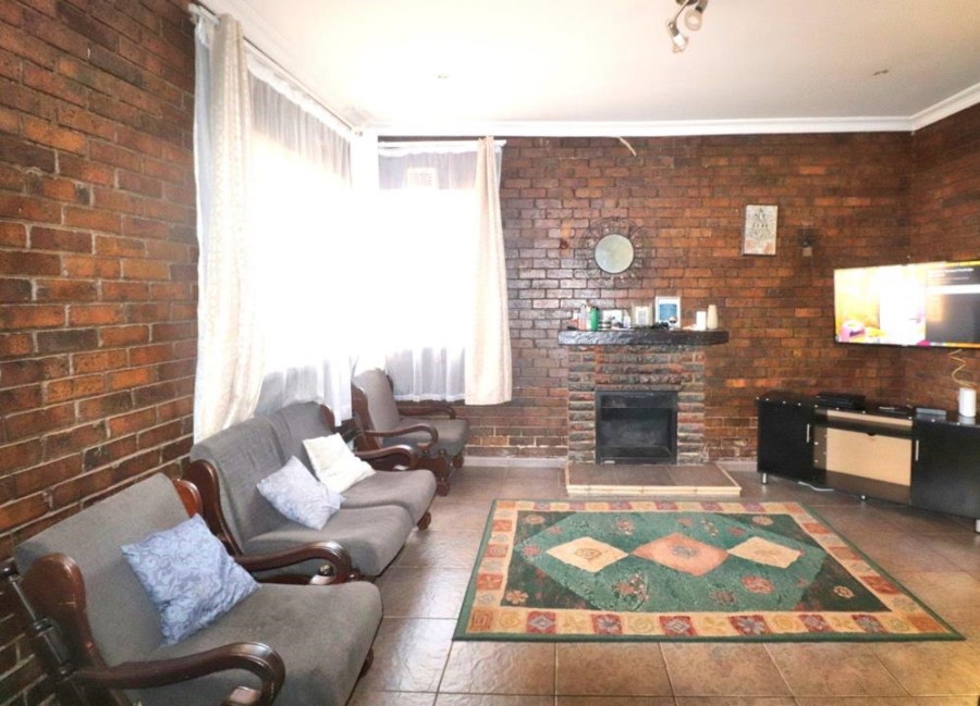 3 Bedroom Property for Sale in Lenasia Ext 5 Gauteng