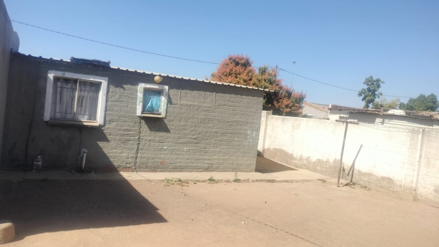 2 Bedroom Property for Sale in Soshanguve R Gauteng