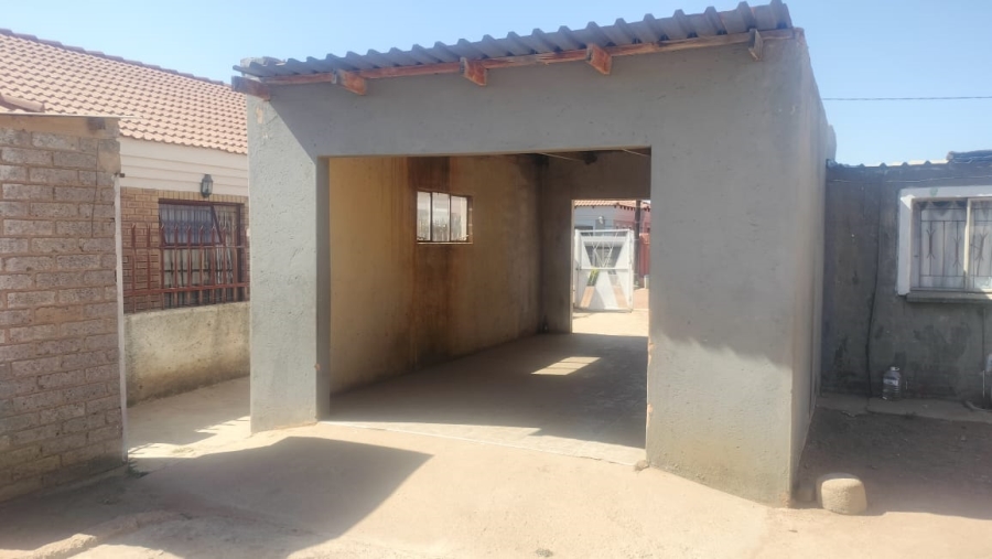 2 Bedroom Property for Sale in Soshanguve R Gauteng