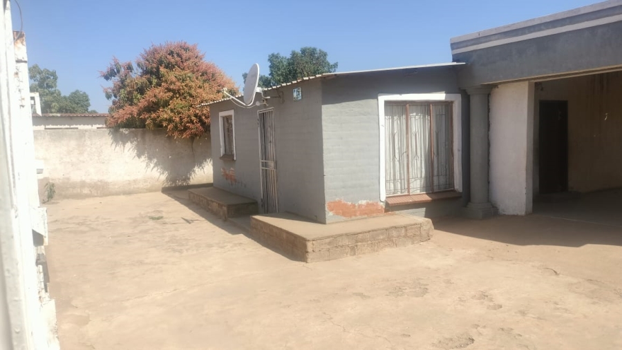 2 Bedroom Property for Sale in Soshanguve R Gauteng