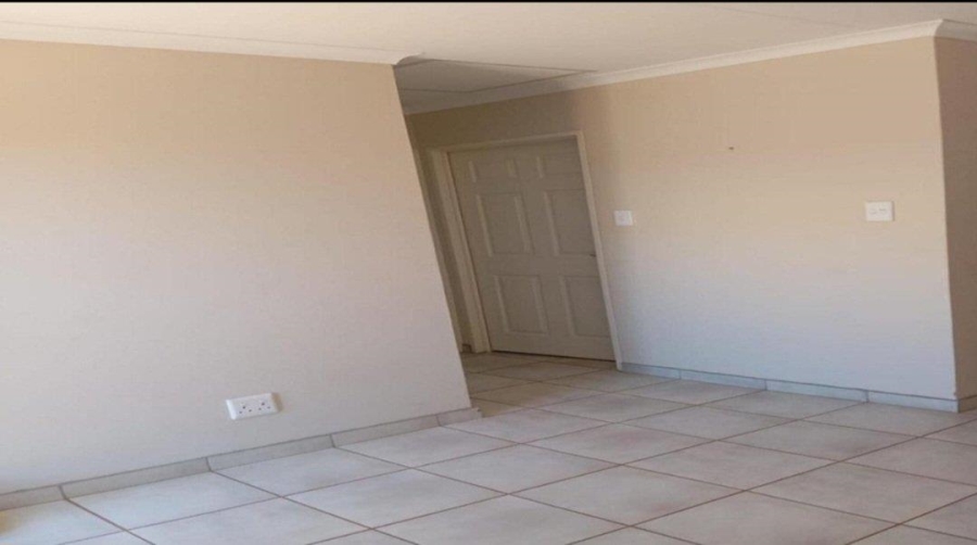 2 Bedroom Property for Sale in Toekomsrus Gauteng