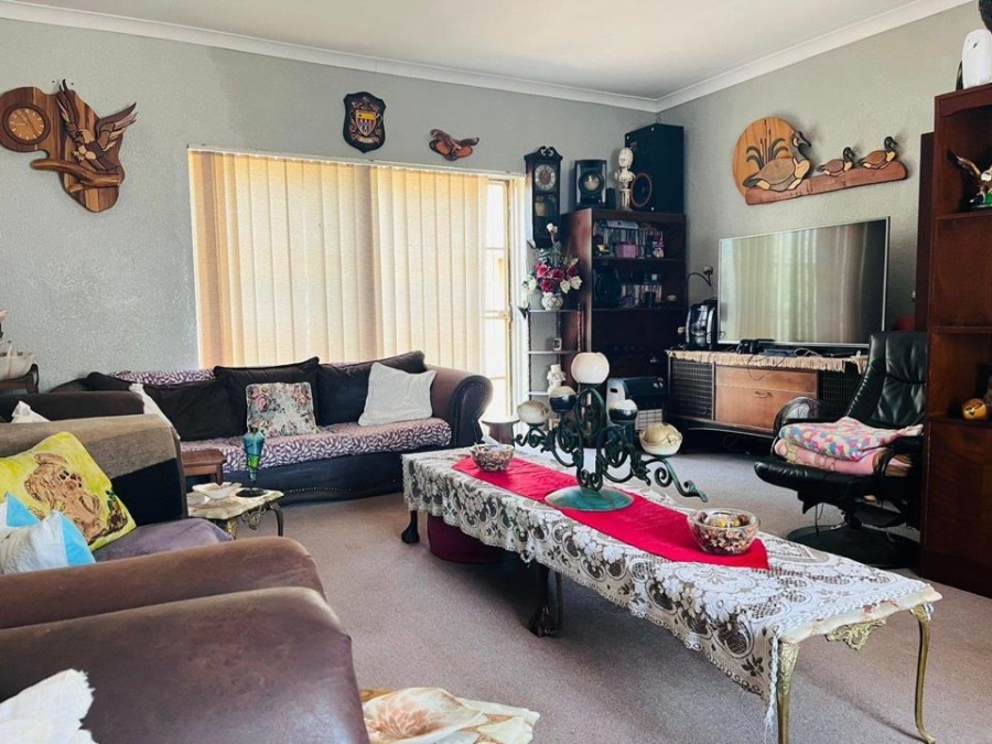 3 Bedroom Property for Sale in Helikonpark Gauteng