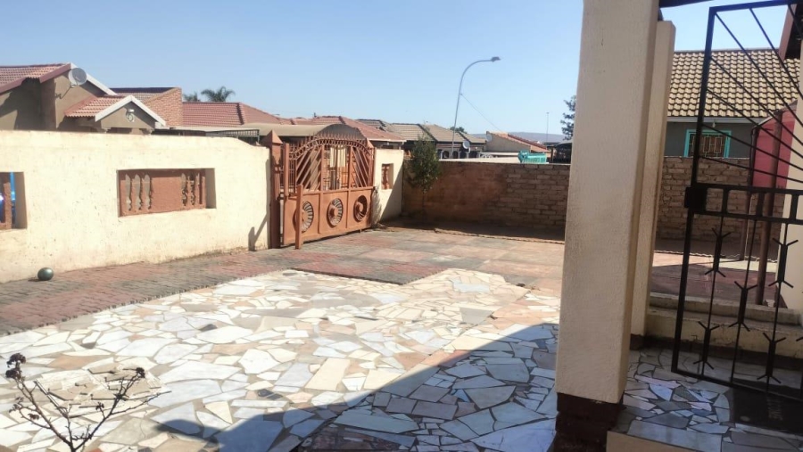 2 Bedroom Property for Sale in Mabopane Unit X Gauteng