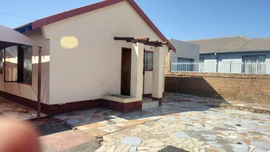 2 Bedroom Property for Sale in Mabopane Unit X Gauteng