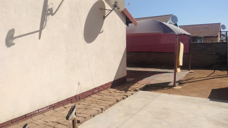 2 Bedroom Property for Sale in Mabopane Unit X Gauteng