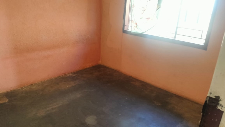 2 Bedroom Property for Sale in Mabopane Unit X Gauteng