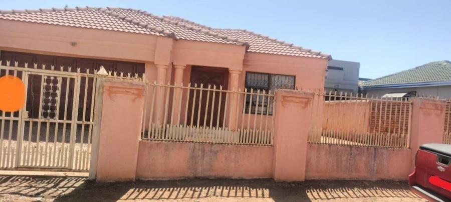 2 Bedroom Property for Sale in Mabopane Gauteng