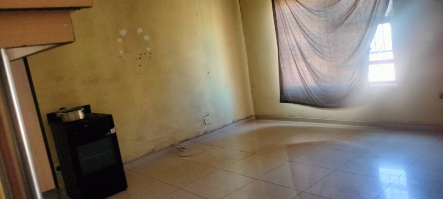 2 Bedroom Property for Sale in Mabopane Gauteng