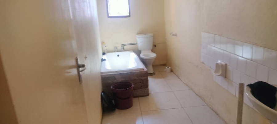 2 Bedroom Property for Sale in Mabopane Gauteng