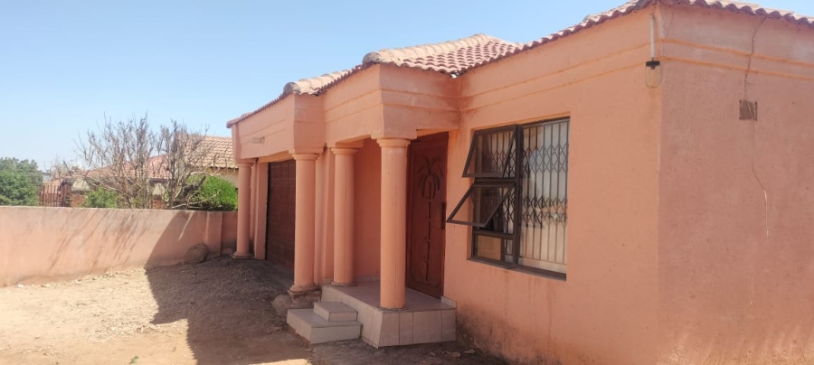 2 Bedroom Property for Sale in Mabopane Gauteng