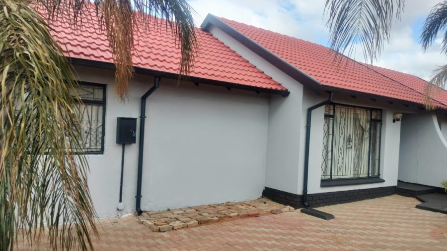 3 Bedroom Property for Sale in Soshanguve BB Gauteng