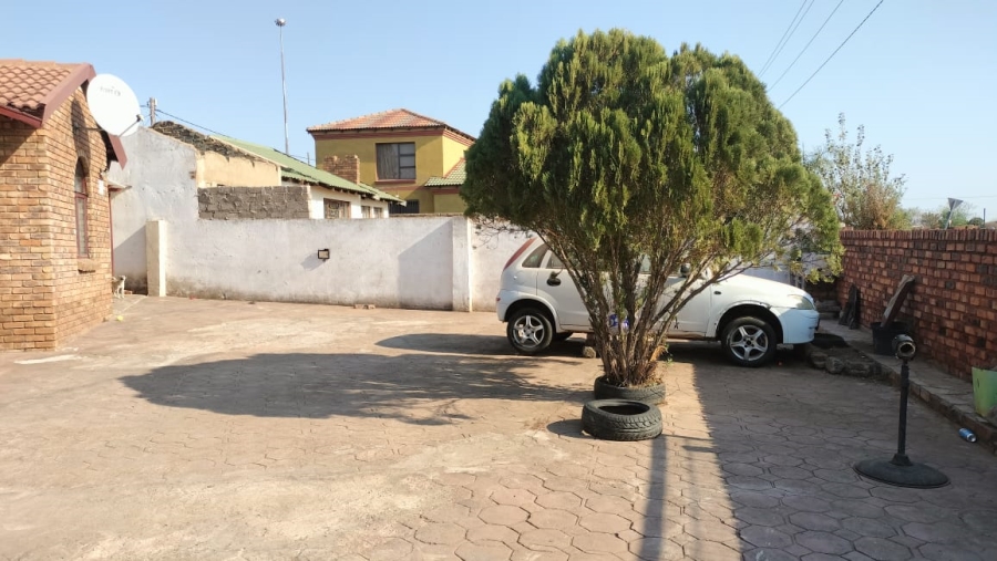 3 Bedroom Property for Sale in Mabopane Gauteng