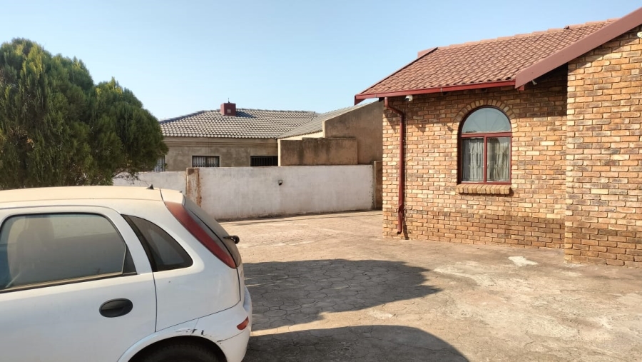 3 Bedroom Property for Sale in Mabopane Gauteng