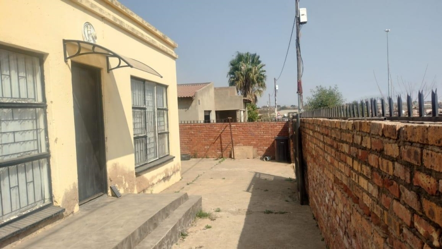 3 Bedroom Property for Sale in Soshanguve KK Gauteng