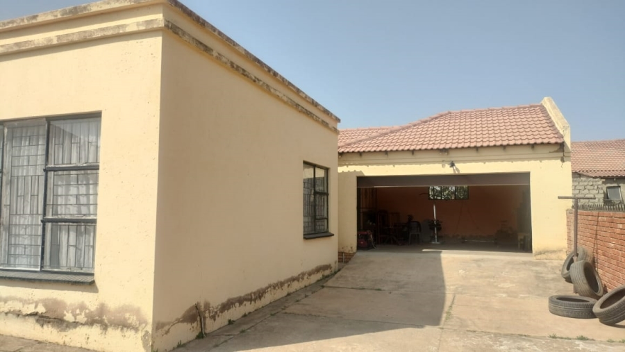 3 Bedroom Property for Sale in Soshanguve KK Gauteng