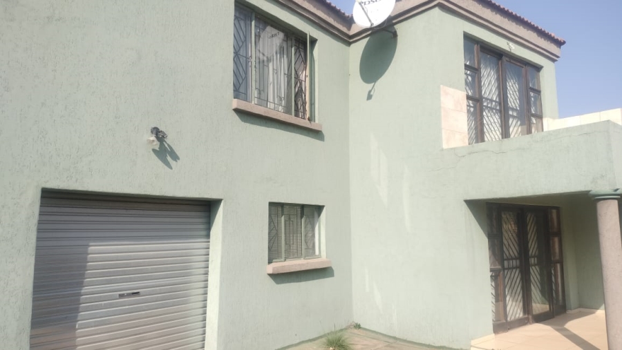 4 Bedroom Property for Sale in Danville Gauteng