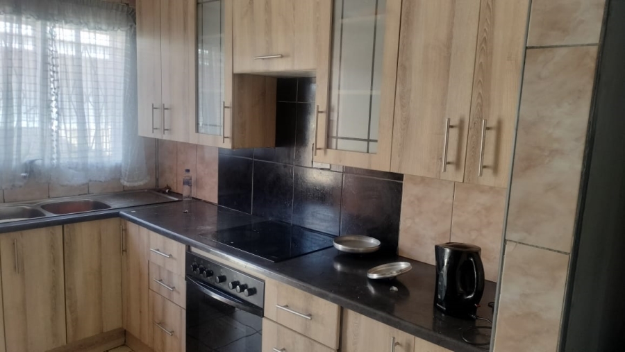 2 Bedroom Property for Sale in Mabopane Gauteng