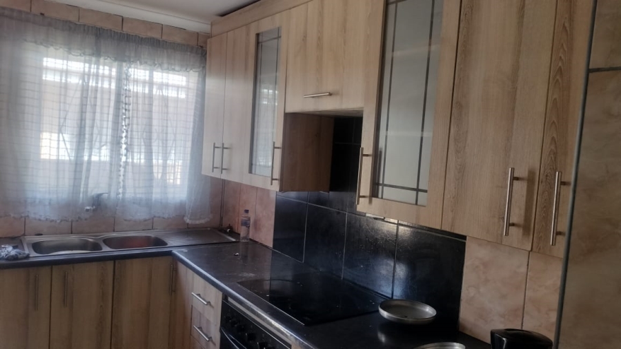 2 Bedroom Property for Sale in Mabopane Gauteng