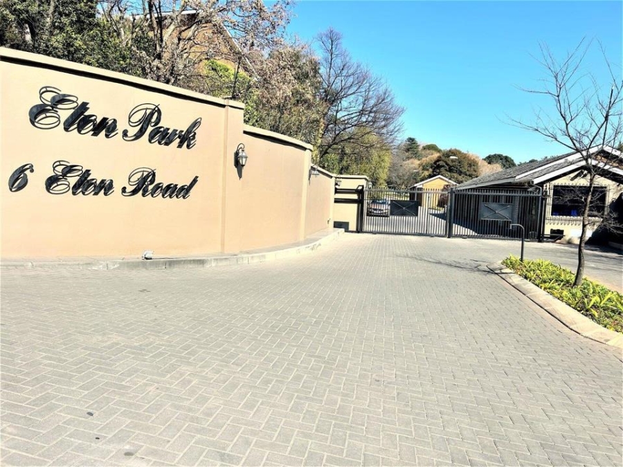 To Let 2 Bedroom Property for Rent in Sandhurst Gauteng