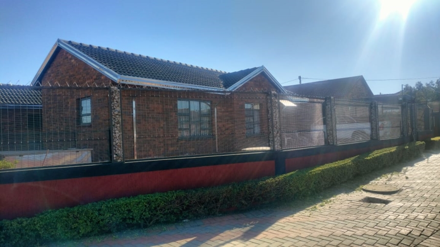 3 Bedroom Property for Sale in Soshanguve WW Gauteng