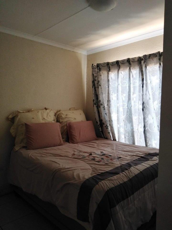 2 Bedroom Property for Sale in Soshanguve VV Gauteng