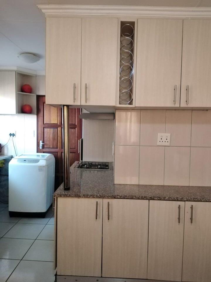 2 Bedroom Property for Sale in Soshanguve VV Gauteng