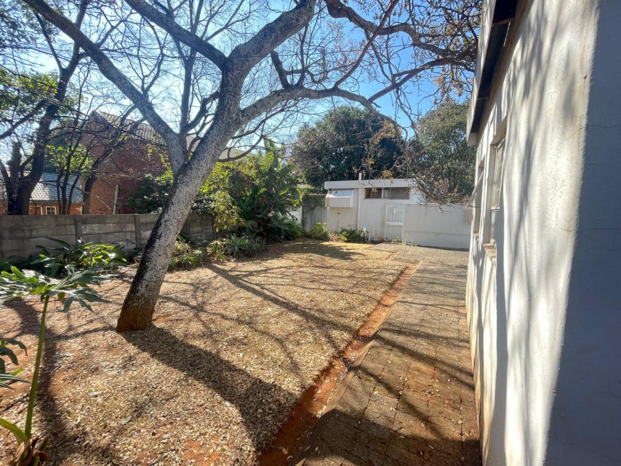 To Let 1 Bedroom Property for Rent in Brummeria Gauteng