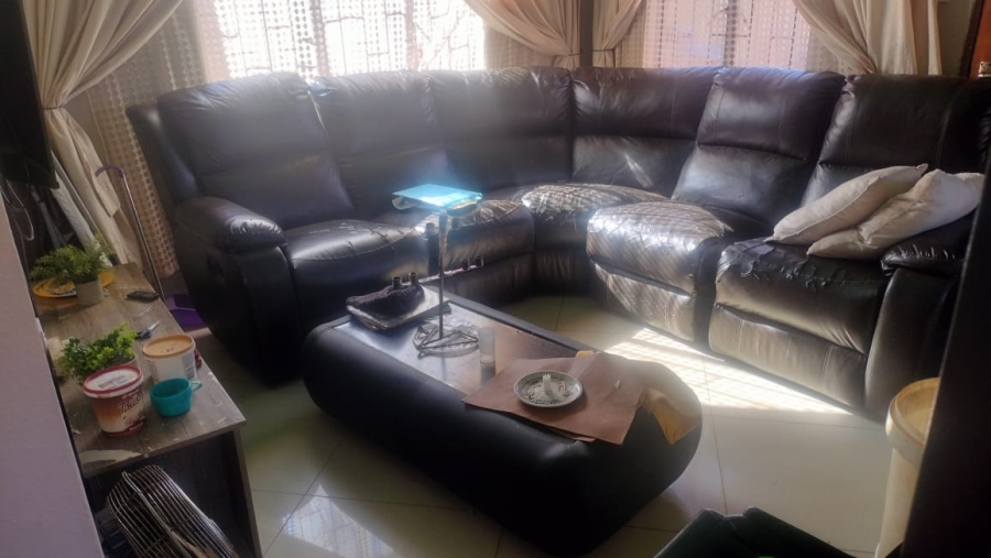 2 Bedroom Property for Sale in Soshanguve WW Gauteng